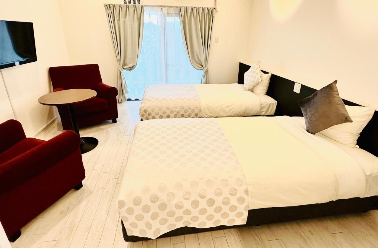 โคซี สเตย์ อิน นาฮะ Hotel ภายนอก รูปภาพ